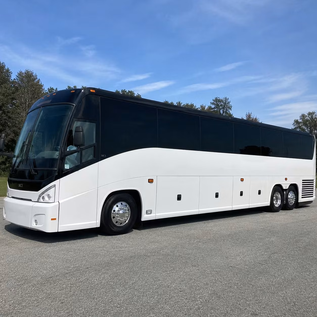 bus rental options for nashville trips