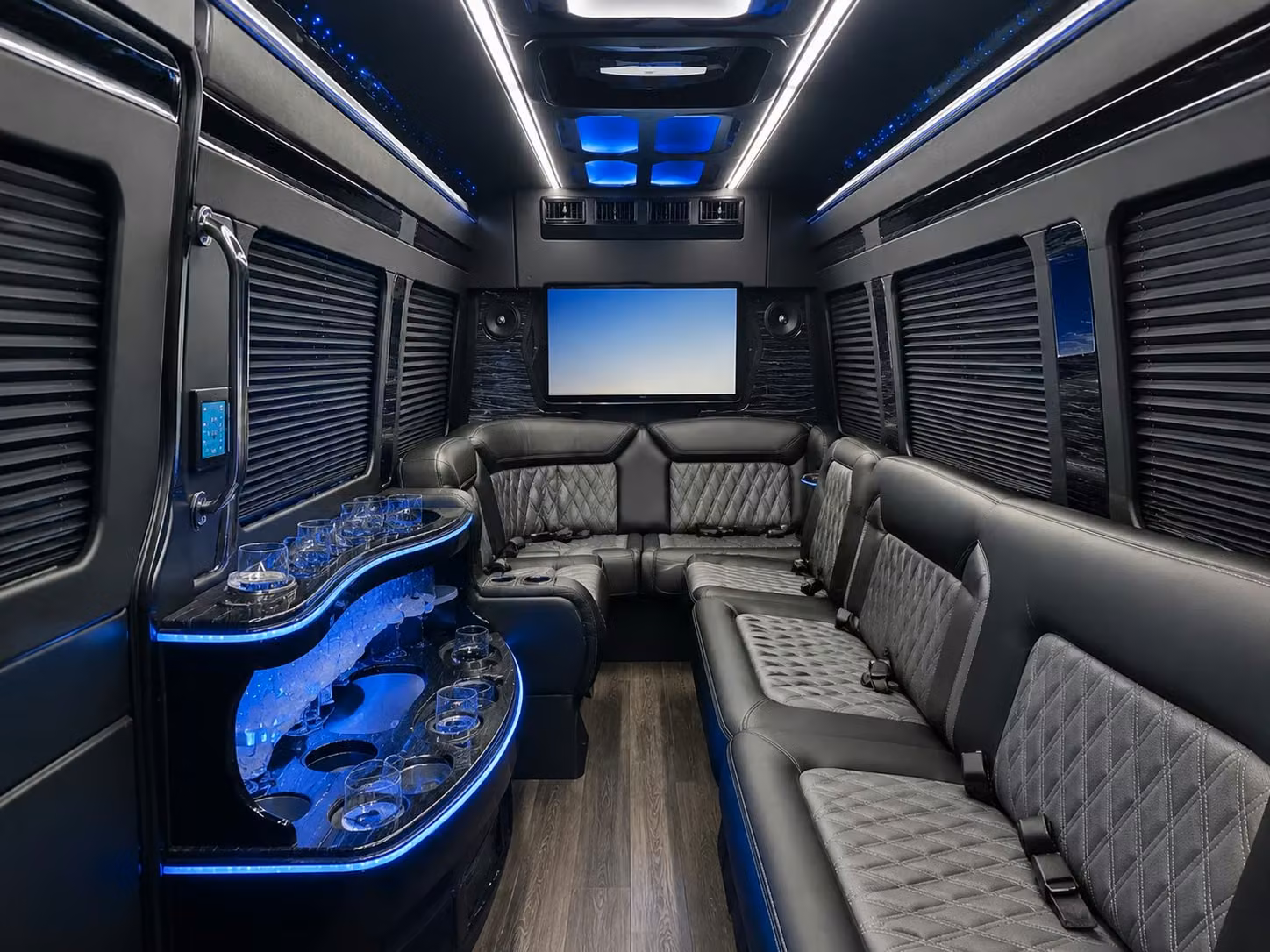 college game day bus rentals for vanderbilt and tennessee fan groups