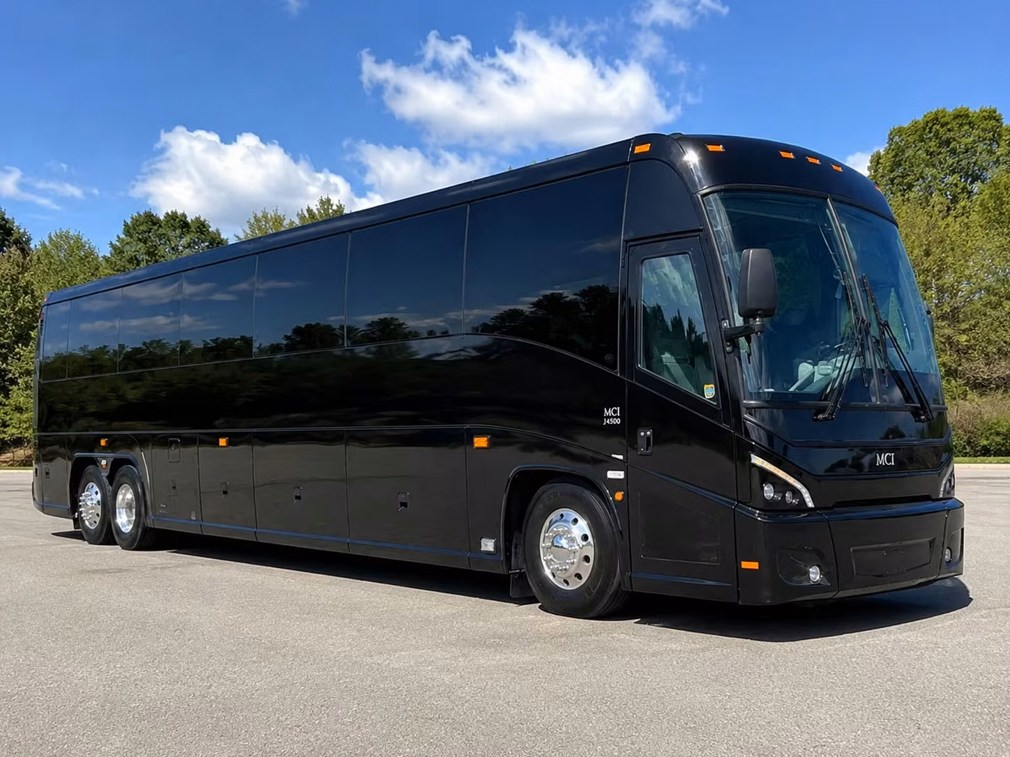 construction and worksite shuttle services for nashville s booming development