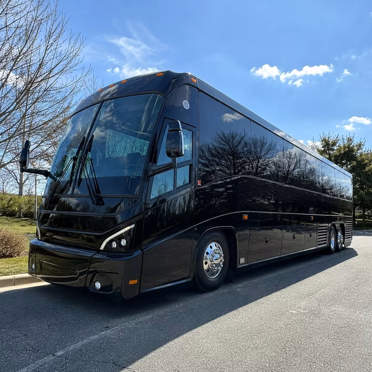 daily commuter shuttles for nashville s growing corporate corridors