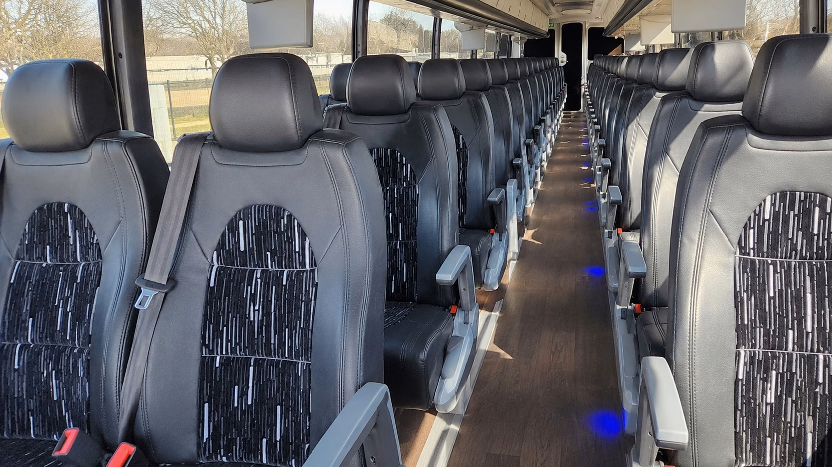 how bus type changes charter bus prices in nashville tennessee
