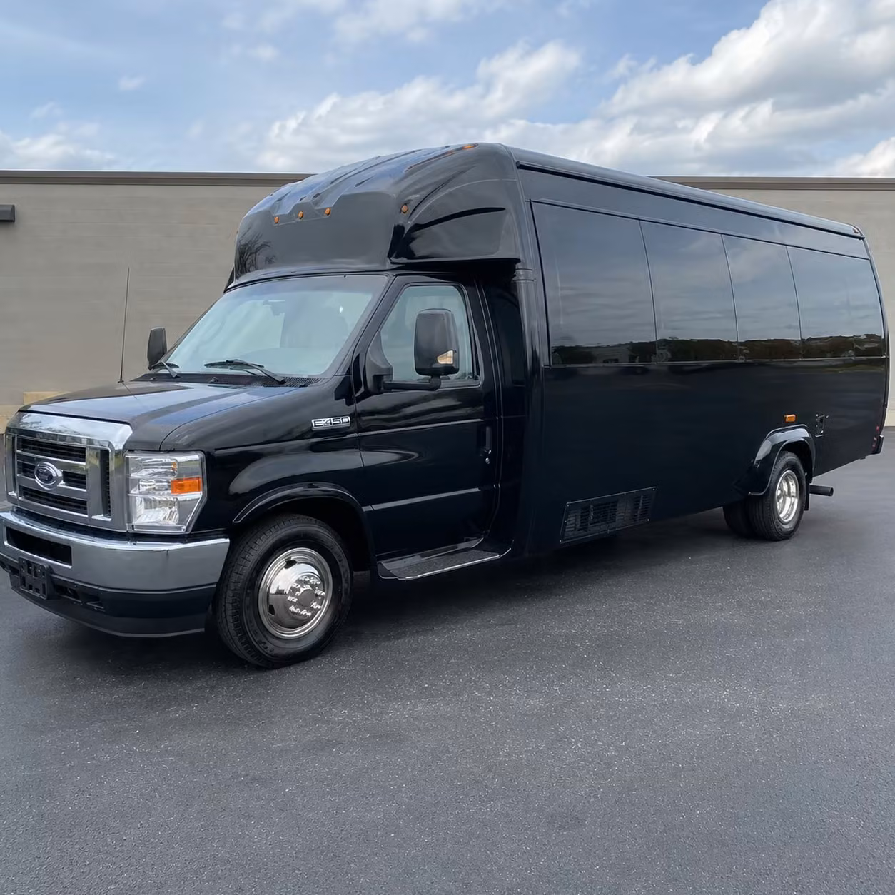 nashville bachelorette party bus rentals that keep the night rolling on broadway