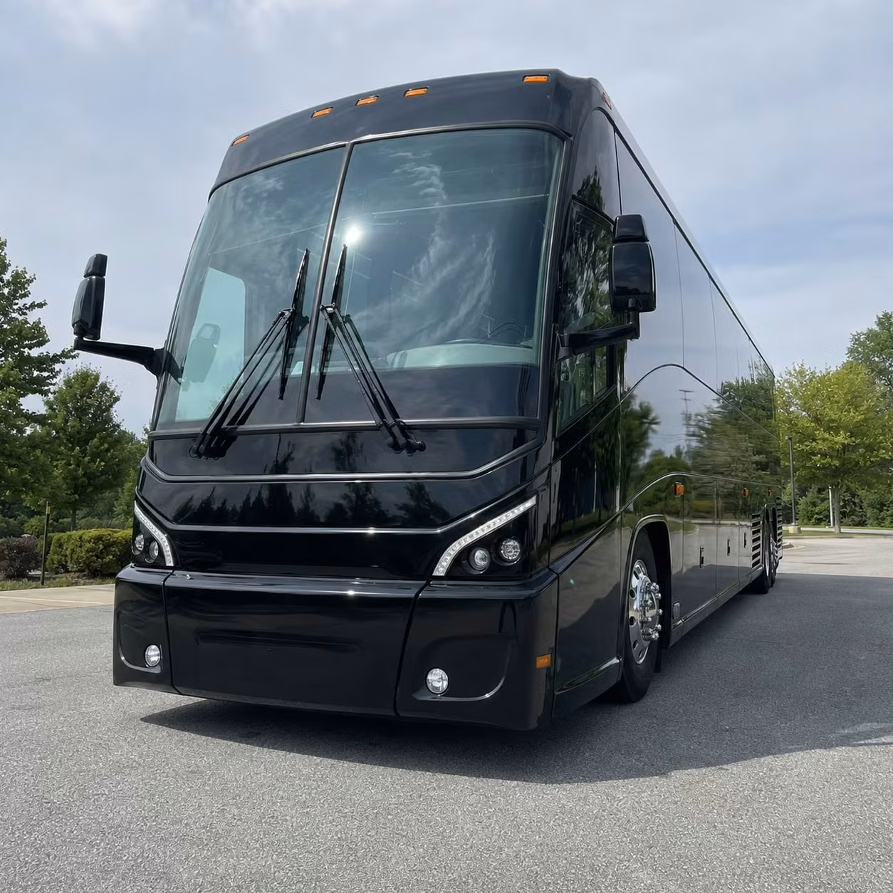 nashville healthcare hospitality and entertainment industry employee shuttles